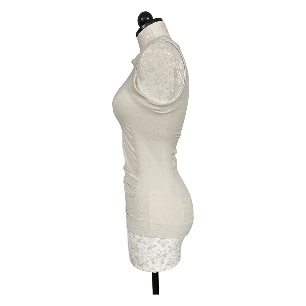 Athleta Foresthill Ascent Wool Seamless Tank Top Mesh Back Cream Size XS - Picture 11 of 15